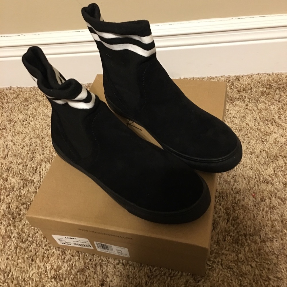 Brand new vintage Havana sweat pant boots